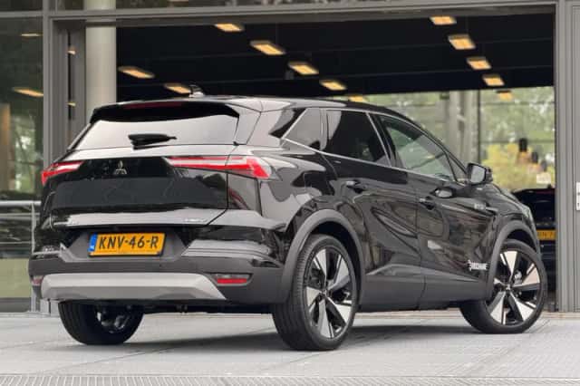 Mitsubishi Grandis (2026) thumbnail 2