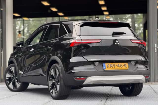 Mitsubishi Grandis (2026) thumbnail 6