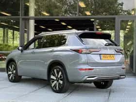 Mitsubishi Outlander (2025) thumbnail 6