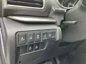 Mitsubishi Eclipse Cross (2018) thumbnail 24