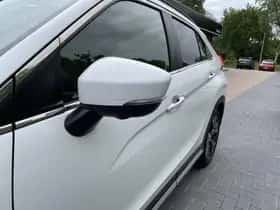 Mitsubishi Eclipse Cross (2018) thumbnail 4
