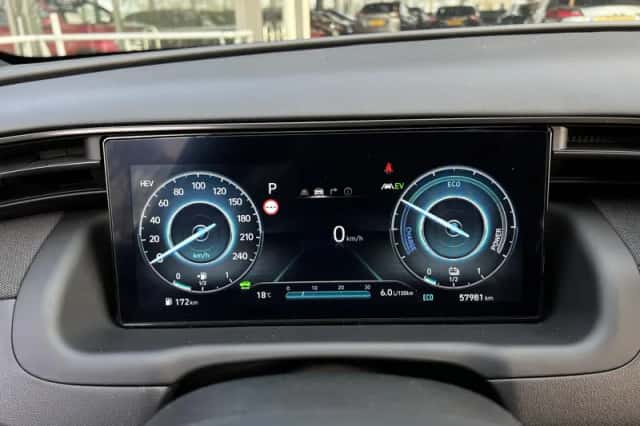 Hyundai Tucson (2023) thumbnail 4