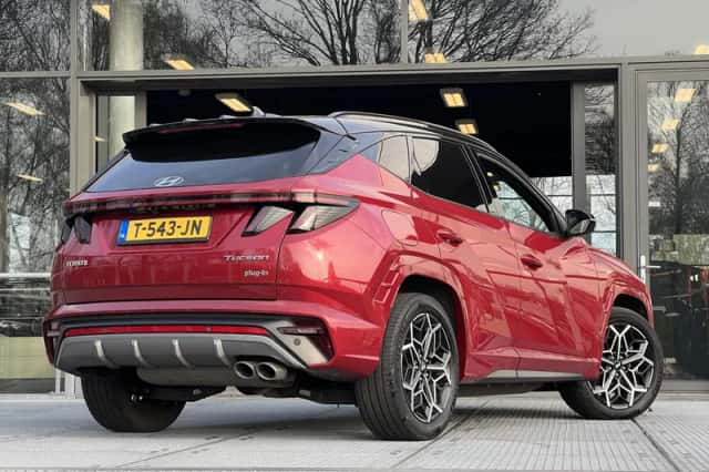 Hyundai Tucson (2023) thumbnail 2