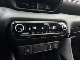 Toyota Yaris (2022) thumbnail 13