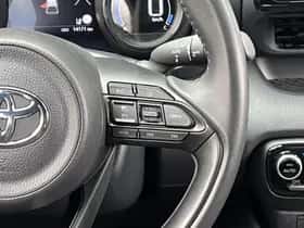 Toyota Yaris (2022) thumbnail 24