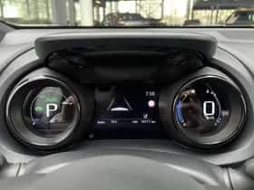 Toyota Yaris (2022) thumbnail 4