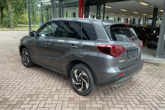 Suzuki Vitara (2025) thumbnail 2