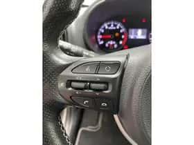 Kia Picanto (2018) thumbnail 17