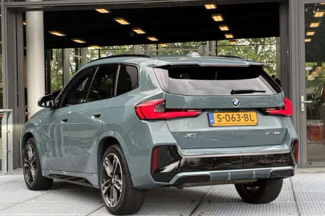 BMW X1 (2023) thumbnail 6