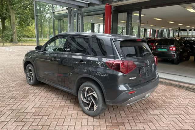 Suzuki Vitara (2025) thumbnail 2