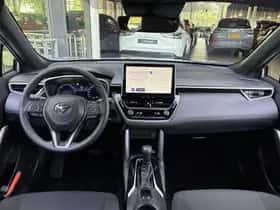 Toyota Corolla (2025) thumbnail 3