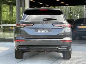 Mitsubishi Outlander (2026) thumbnail 17