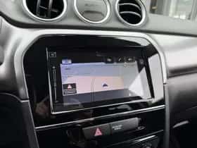 Suzuki Vitara (2022) thumbnail 11