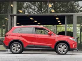 Suzuki Vitara (2022) thumbnail 17