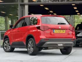 Suzuki Vitara (2022) thumbnail 6
