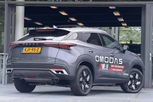 Omoda 5 SHS (2026) thumbnail 2