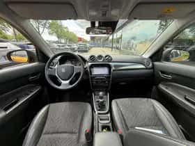 Suzuki Vitara (2021) thumbnail 4
