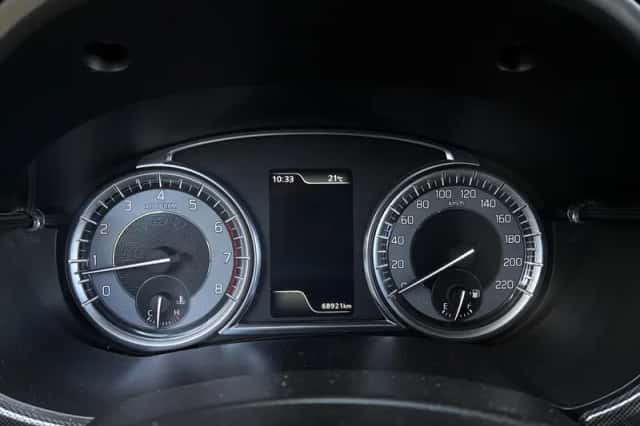 Suzuki Vitara (2021) thumbnail 4