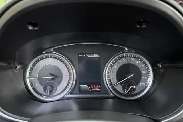Suzuki Vitara (2023) thumbnail 4