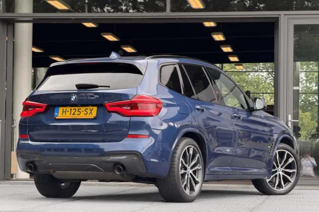 BMW X3 (2020) thumbnail 2