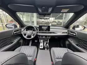 Mitsubishi Outlander (2026) thumbnail 3