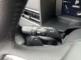 Mitsubishi Outlander (2026) thumbnail 32