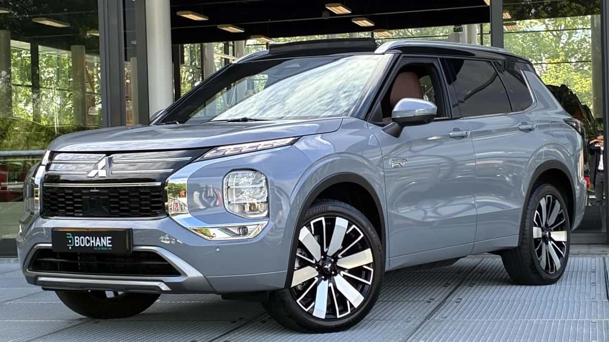 Mitsubishi Outlander (2025) — foto 1