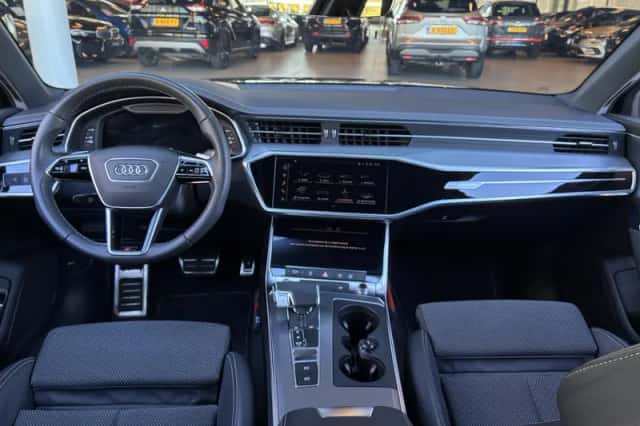Audi A6 (2023) thumbnail 3