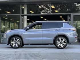 Mitsubishi Outlander (2026) thumbnail 17