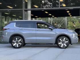 Mitsubishi Outlander (2026) thumbnail 18