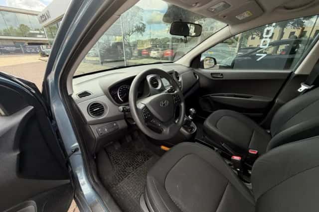 Hyundai i10 (2019) thumbnail 4