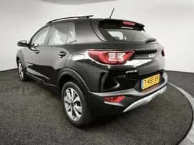 Kia Stonic (2023) thumbnail 6