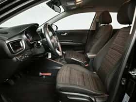 Kia Stonic (2023) thumbnail 7