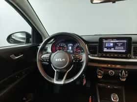 Kia Stonic (2023) thumbnail 10