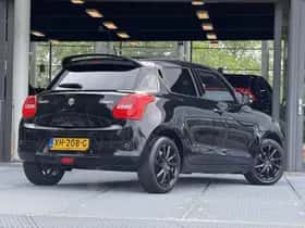 Suzuki Swift (2019) thumbnail 2