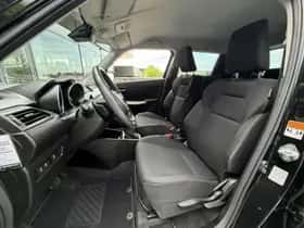 Suzuki Swift (2019) thumbnail 7
