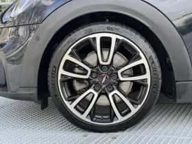 MINI Cooper S (2024) thumbnail 31