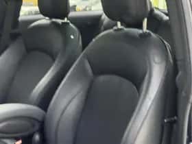 MINI Cooper S (2024) thumbnail 32