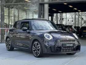 MINI Cooper S (2024) thumbnail 5
