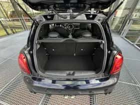 MINI Cooper S (2024) thumbnail 9