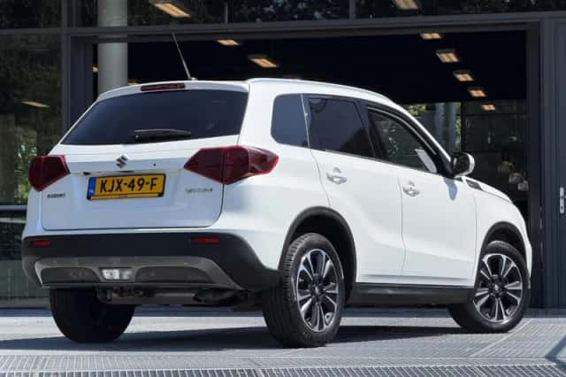 Suzuki Vitara (2019) thumbnail 2