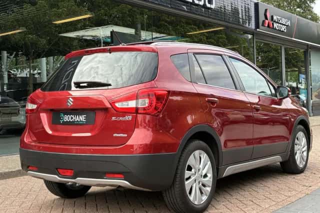 Suzuki S-Cross (2019) thumbnail 3