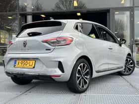 Renault Clio (2023) thumbnail 2
