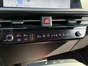Kia EV6 (2023) thumbnail 13