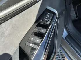 Kia EV6 (2023) thumbnail 24