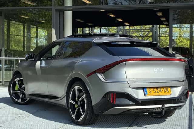 Kia EV6 (2023) thumbnail 6