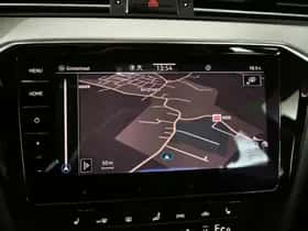 Volkswagen Passat (2021) thumbnail 11