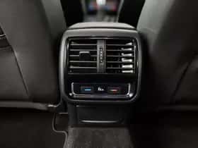 Volkswagen Passat (2021) thumbnail 26