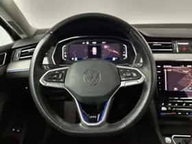 Volkswagen Passat (2021) thumbnail 27