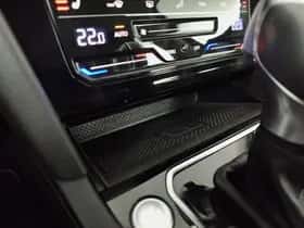 Volkswagen Passat (2021) thumbnail 28